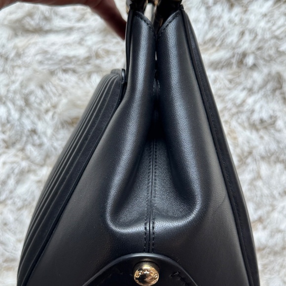 COACH Black Leather & quilted satchel w strap - Excellent condition - Authentic - Picture 10 of 11